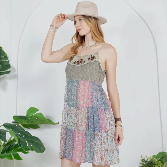 Boho Floral Patchwork Summer Dress - Picture 3 of 7